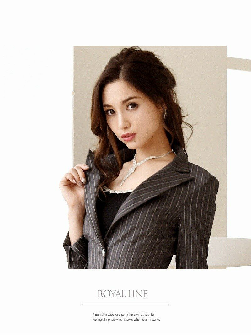 【BelsiaLux】美脚sexy！ストライプ柄スリット入りミニ丈キャバスーツ 2ｐタイトキャバクラスーツ【ベルシアリュクス】