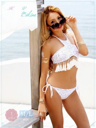水着早割SALE￥2728→￥500！ 水着 海外セレブ風BIGタッセル付ハイネックビキニ【Ryuyu】(M/L)(ホワイト)【お一人様一点限り】