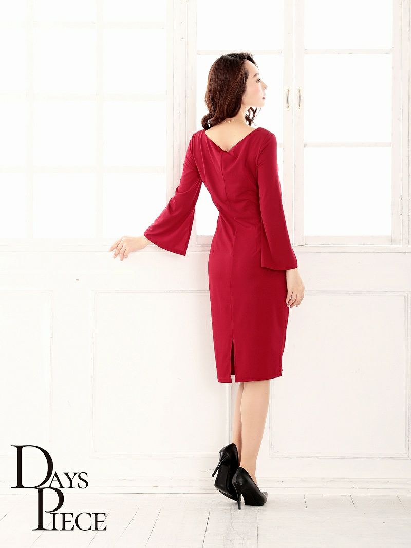 Days Piece 大きいサイズ完備 ダイヤモンドネック膝丈ストレッチワンピース ベルスリーブ長袖キャバクラワンピース デイズピース Rew You リューユ