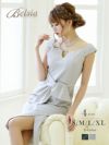 【Belsia】大きいサイズ完備!!ウエストリボンピンストライプ柄オフショルキャバワンピース 加賀美早紀 着用キャバワンピース 裾アシンメトリー膝丈キャバドレス【ベルシア】