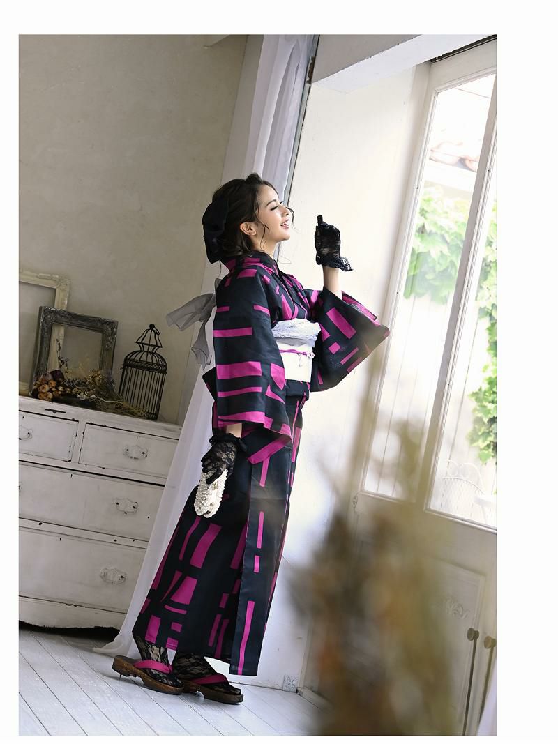 【即納】黒×ピンク格子柄風レトロモダン浴衣 ゆきぽよ 着用レディース浴衣3点セット