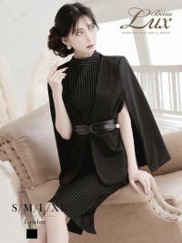 先行予約割¥12800→¥12160!※一部予約販売※ケープ風ジャケット×ストライプタイトノースリーブワンピースセットアップスーツ ベルト付き 加賀美早紀 着用 キャバスーツ【BelsiaLUX】(S/M/L/XL(2L))(ブラック)