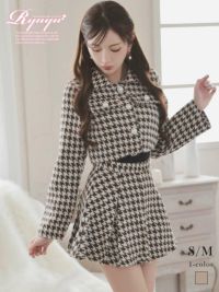 クラシカルな千鳥柄にパールボタンが映える厚手ツイードの韓国風セットアップスーツ 【Ryuyu】(S/M)(ベージュ)